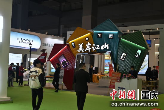 图为本届房交会现场。张旭 摄 图为本届房交会现场。张旭 摄