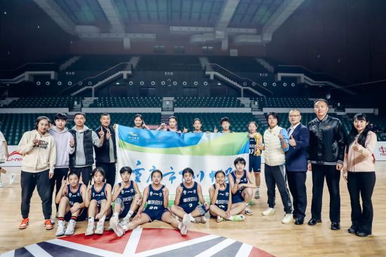 图为巴川中学女篮获得冠军。永川区教委 供图 图为巴川中学女篮获得冠军。永川区教委 供图