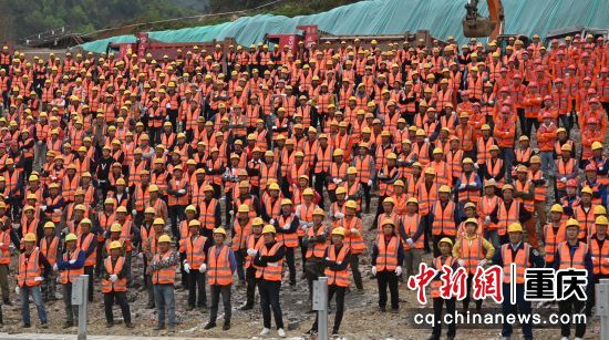 ͼΪ��ֳ��Ľ����ߡ���Ȼ ��