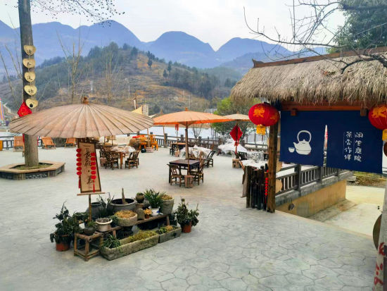 图为村落里院坝景色。巫溪县通城镇供图 图为村落里院坝景色。巫溪县通城镇供图