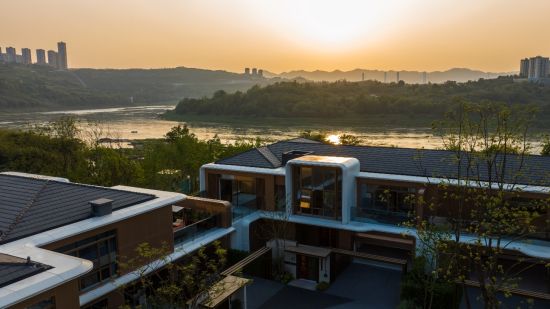 图为蓝楹湾项目实景。华侨城 供图 图为蓝楹湾项目实景。华侨城 供图