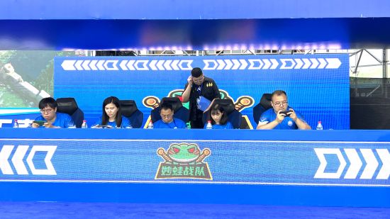 图为王者荣耀电竞赛比赛现场.肖江川 摄