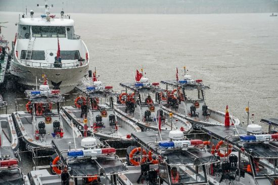 图为交接仪式现场。重庆水警供图 图为交接仪式现场。重庆水警供图