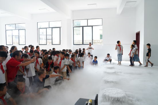 重庆市儿童活动中心开展“暖童心 伴成长”关爱服务下基层活动(图3)