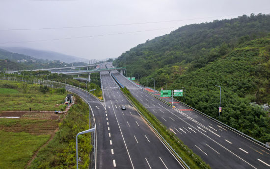 重庆郭家沱大桥及六纵线南段全线建成通车(图2)