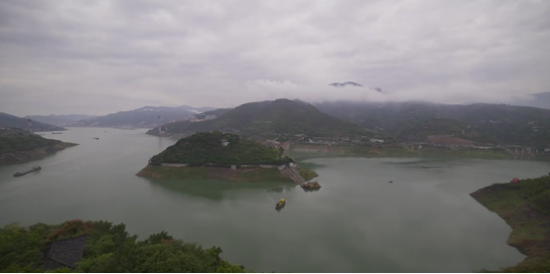 图为“江中盆景”白帝城。罗永皓 摄 图为“江中盆景”白帝城。罗永皓 摄