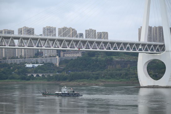 这家央企为“桥都”重庆建设了17座大桥(图1)