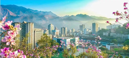 图为攀枝花市。刘家成 摄影 图为攀枝花市。刘家成 摄影