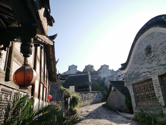 图为安居缫丝厂厂房外观。重庆市经济和信息化委员会供图 图为安居缫丝厂厂房外观。重庆市经济和信息化委员会供图
