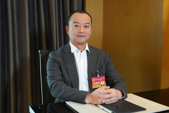 图为重庆市人大代表、科大讯飞人工智能西南研究院院长娄超。受访人供图 图为重庆市人大代表、科大讯飞人工智能西南研究院院长娄超。受访人供图