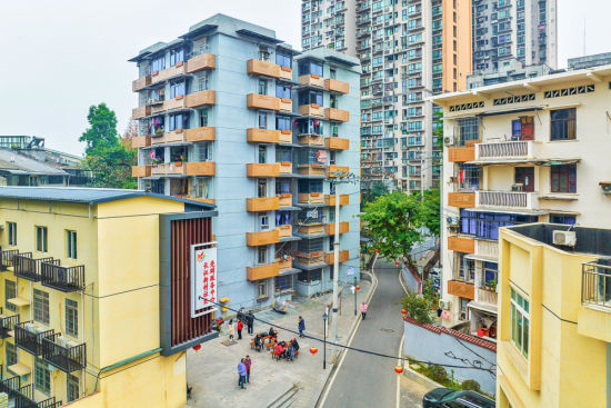 重庆南岸:老旧小区换"新颜"迎新春-中新网重庆