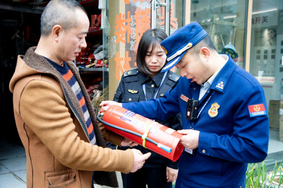 图为检查现场。南川区消防救援支队供图 图为检查现场。南川区消防救援支队供图