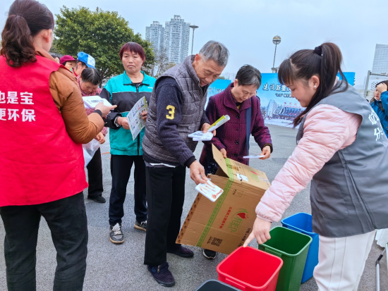 西乌柿、肉仄停止旧日14:00时