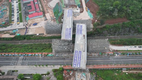 ͼΪʩ���ֳ��������������������Ͷ�����޹�˾��ͼ��