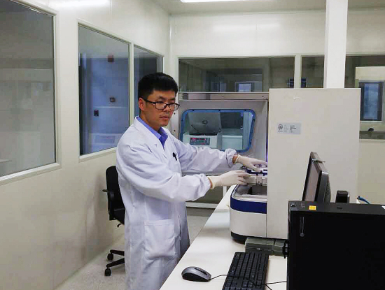 �������������־�����֧�ӡ��±����¼����ҡ�������һ����������ܷ��߹�ͼ