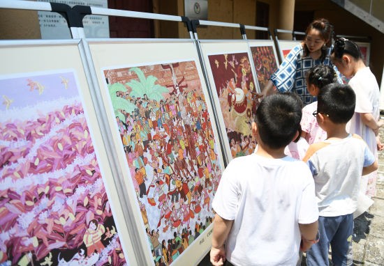 ͼΪ���ڲι�չ�������� ��