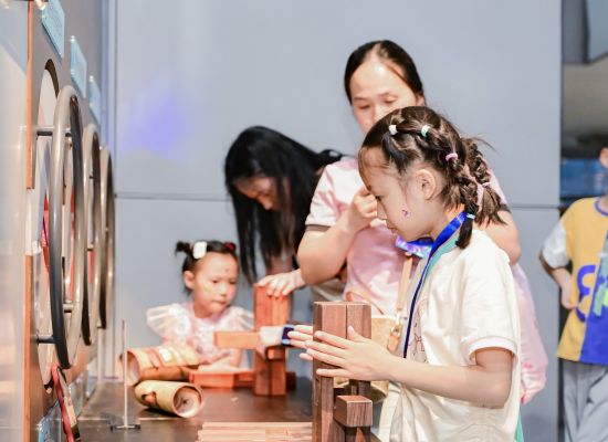 图为活动现场。重庆科技馆供图 图为活动现场。重庆科技馆供图