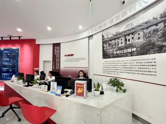 图为红岩村社区党群服务中心。钟旖摄 图为红岩村社区党群服务中心。钟旖摄