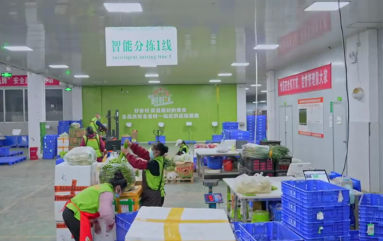 图为食材全链条管理智能化。铜梁区委宣传部供图 图为食材全链条管理智能化。铜梁区委宣传部供图