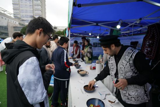 图为活动现场。周毅摄 图为活动现场。周毅摄