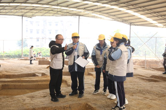 图为活动现场。重庆市文物考古研究院供图 图为活动现场。重庆市文物考古研究院供图