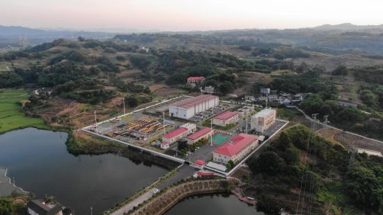 ͼΪ���������վ�����ҹ����������Ϲܵ���˾��ͼ