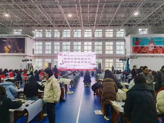图为活动现场。重庆电视台《教育新视界》栏目供图 图为活动现场。重庆电视台《教育新视界》栏目供图