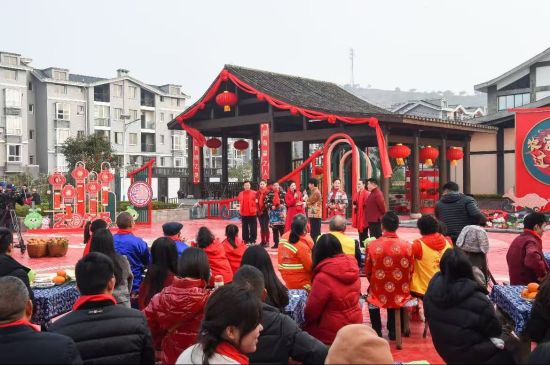 图为活动现场。汪媛颖 摄 图为活动现场。汪媛颖 摄
