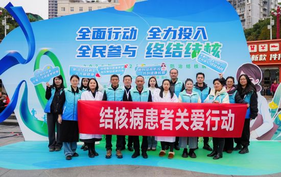 图为活动合影。活动举办方供图 图为活动合影。活动举办方供图
