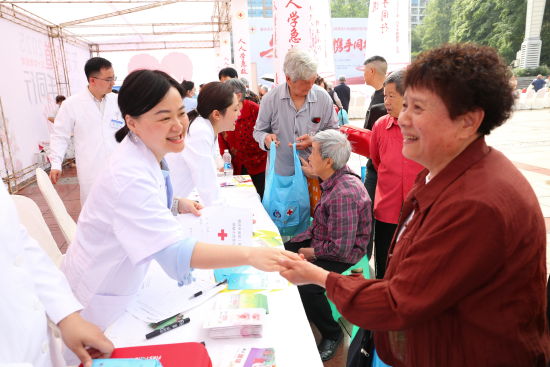图为活动现场。肖贵平 摄 图为活动现场。肖贵平 摄