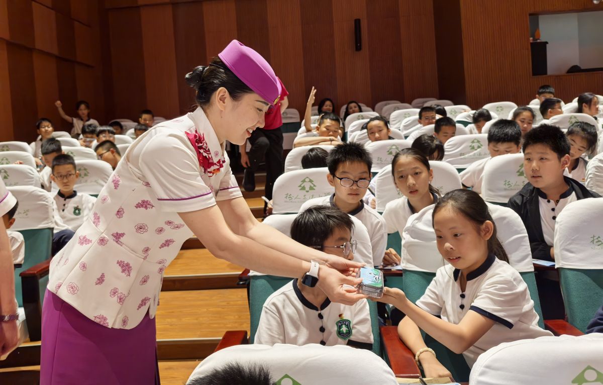 图为活动现场。孔焕鑫 摄 图为活动现场。孔焕鑫 摄