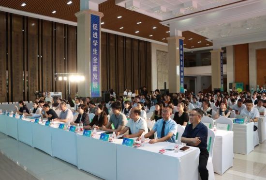 图为活动现场。 张艺馨 摄 图为活动现场。 张艺馨 摄