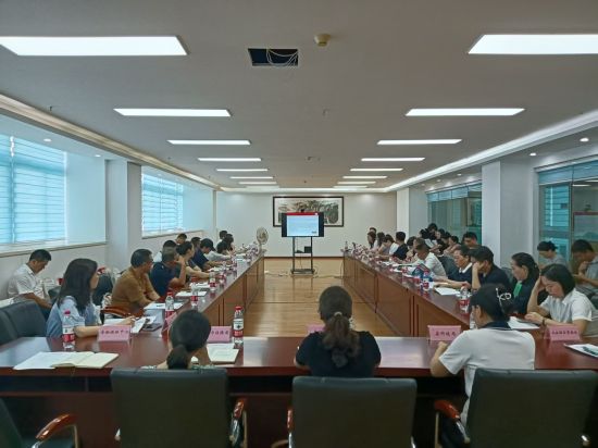 图为面对面交流。巫山县委统战部 供图 图为面对面交流。巫山县委统战部 供图