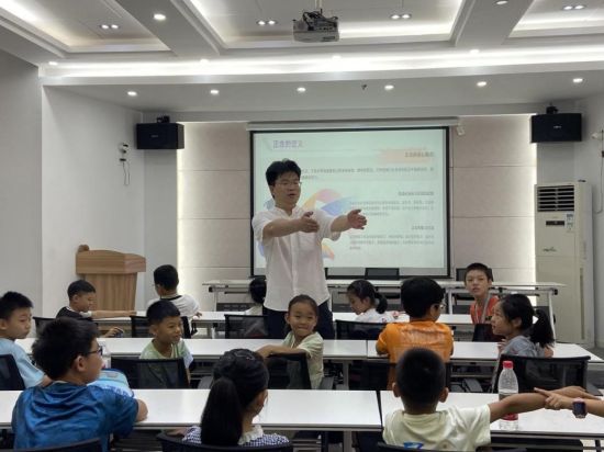 图为金桥社区联动金渝学校。 图为金桥社区联动金渝学校。