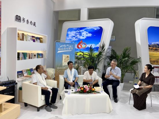 图为活动现场。钟旖摄 图为活动现场。钟旖摄