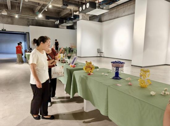 图为展览现场。胡一凡 摄 图为展览现场。胡一凡 摄
