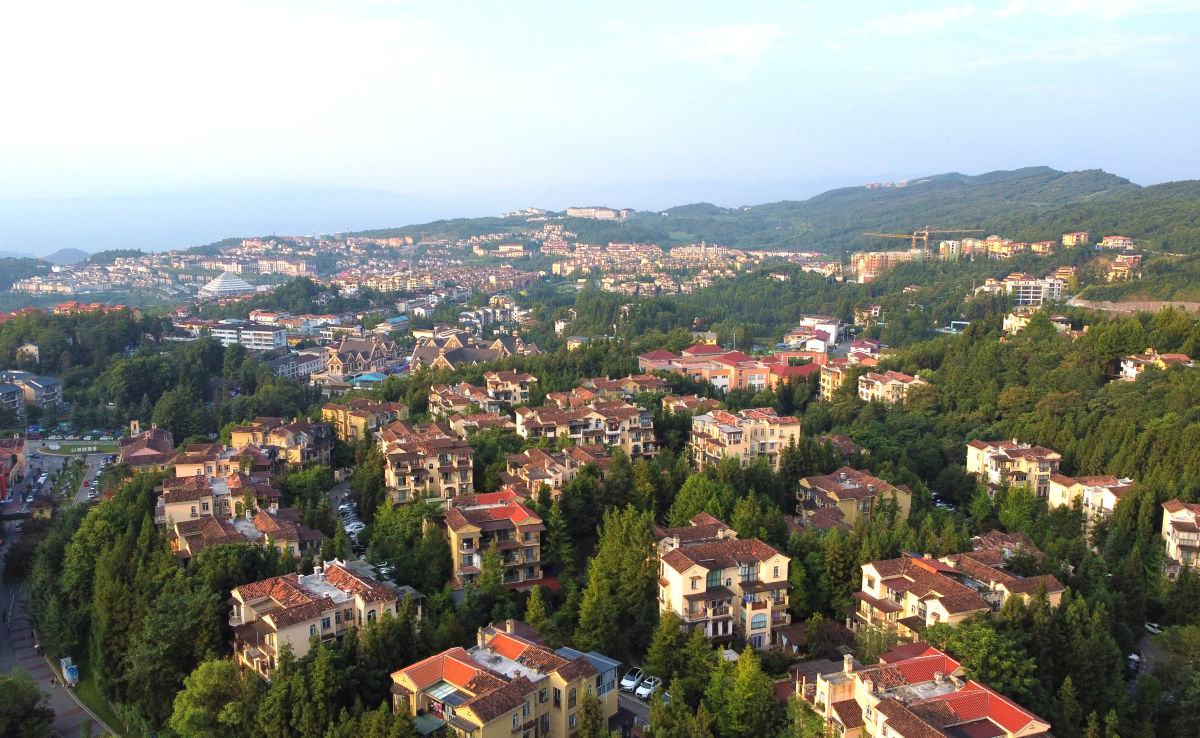 图为仙女山旅游度假区。肖江川 摄 图为仙女山旅游度假区。肖江川 摄
