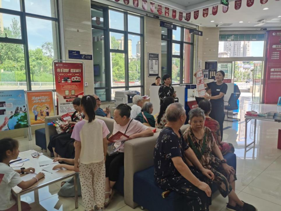图为活动现场。恒丰银行重庆分行 供图 图为活动现场。恒丰银行重庆分行 供图
