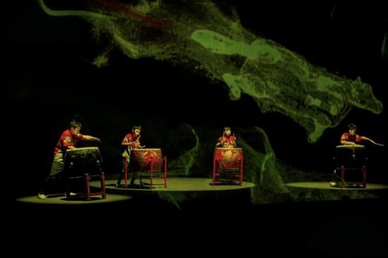 图为活动现场少儿节目表演。主办方 供图 图为活动现场少儿节目表演。主办方 供图