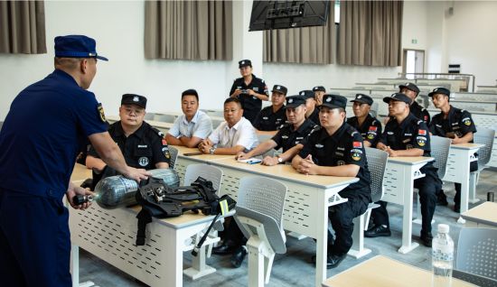 图为培训现场。 南川区消防救援局供图 图为培训现场。 南川区消防救援局供图
