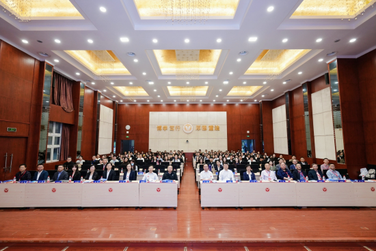 图为论坛现场。西南政法大学 供图 图为论坛现场。西南政法大学 供图