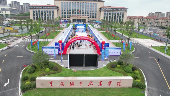 ͼΪֳƸֳ̨ӽ硷Ŀ ͼ