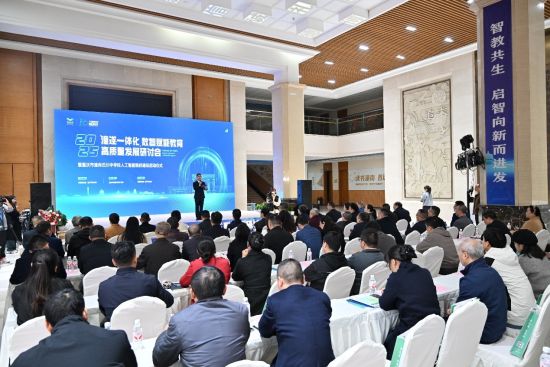 图为活动现场。何蓬磊 摄 图为活动现场。何蓬磊 摄