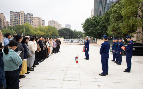 图为活动现场。南川区消防救援局 供图 图为活动现场。南川区消防救援局 供图