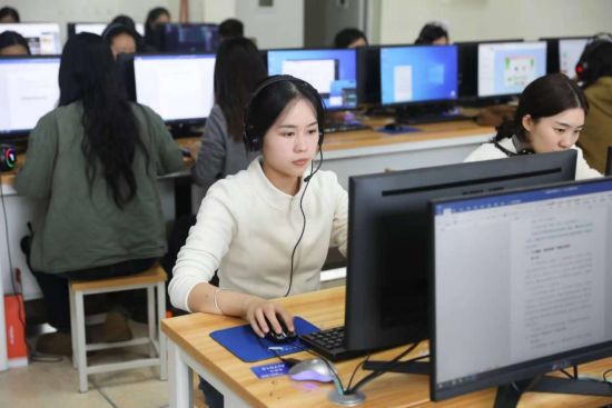 图为比赛现场。永川区教育委员会 供图 图为比赛现场。永川区教育委员会 供图