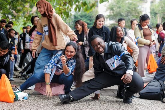 图为活动现场。 图为活动现场。