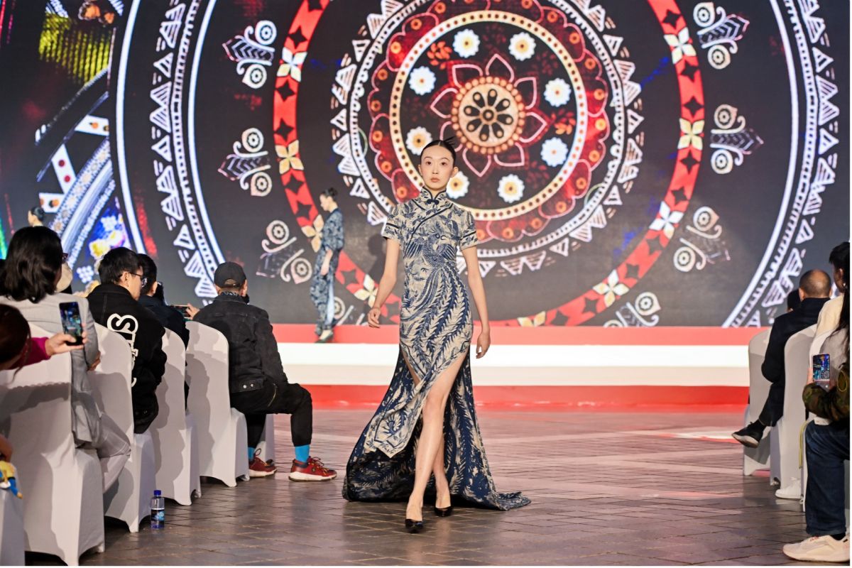 ͼΪ���ռ����� ʱ�����ʱ�������ֳ������췽��ͼ