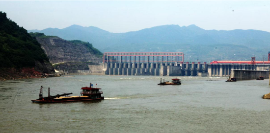 图为船舶等待过闸。 重庆市港航海事事务中心 供图 图为船舶等待过闸。 重庆市港航海事事务中心 供图