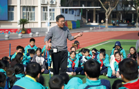 ͼΪ�����ѧ���ڡ��ϴ�����֪Сѧ ��ͼ