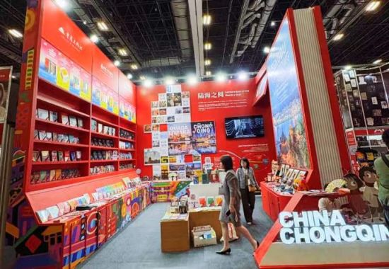 ͼΪɫ�����������չλ͹�Զ��������� ���������ų���� ��ͼ